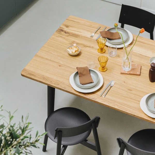Table pour manger en bois 
