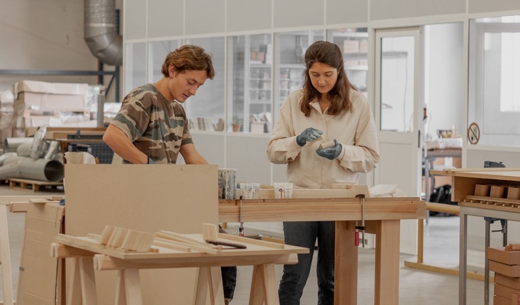 Dans l'atelier de Gllu