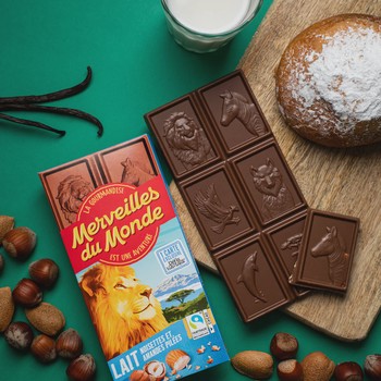 La tablette de chocolat au lait noisettes et amandes - Merveilles du Monde
