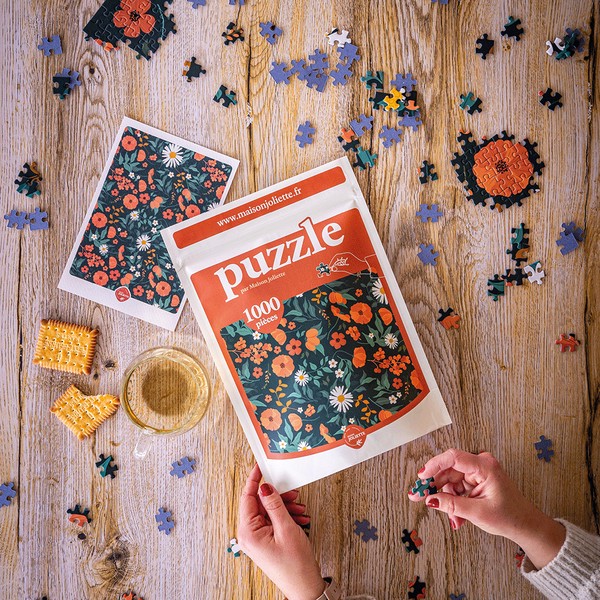 Puzzle Maison Joliette sur une table