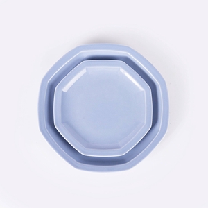 L’assiette octogonale en porcelaine - Bleu clair